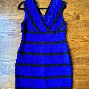 Adrianna Papell dress Size 14P Blue Short Sleeveless